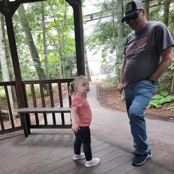 Meet your Posher, Amy - Picture 1 of 1